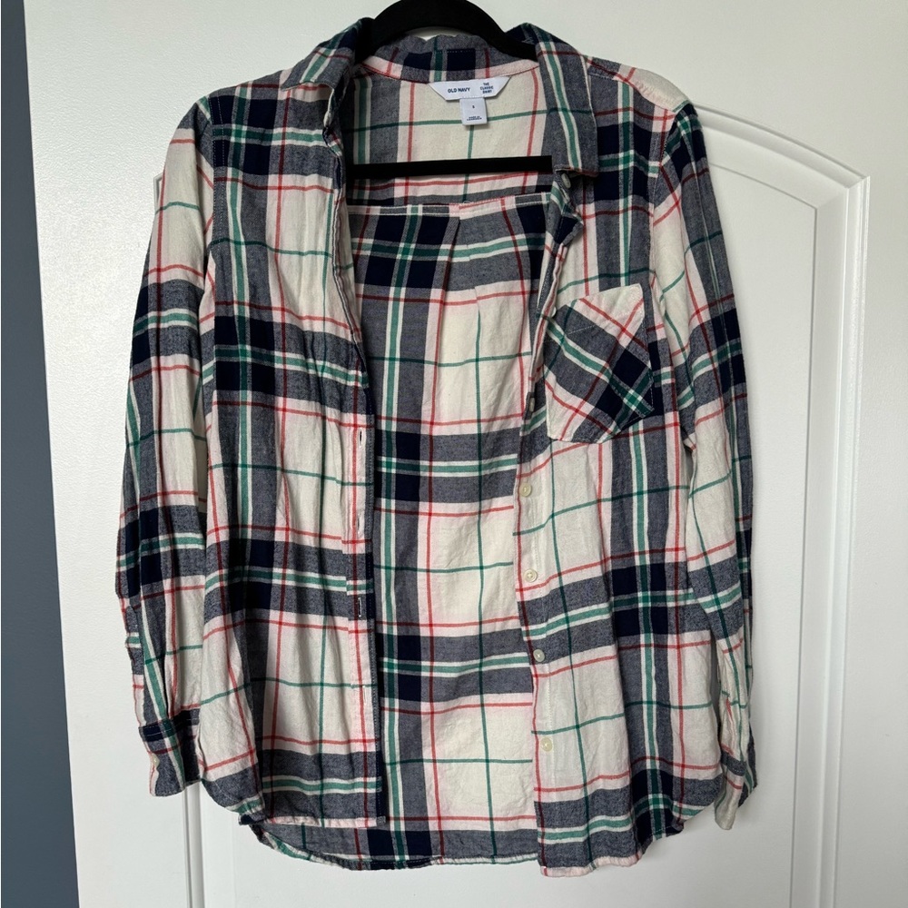 “The classic shirt” old navy plaid shirt